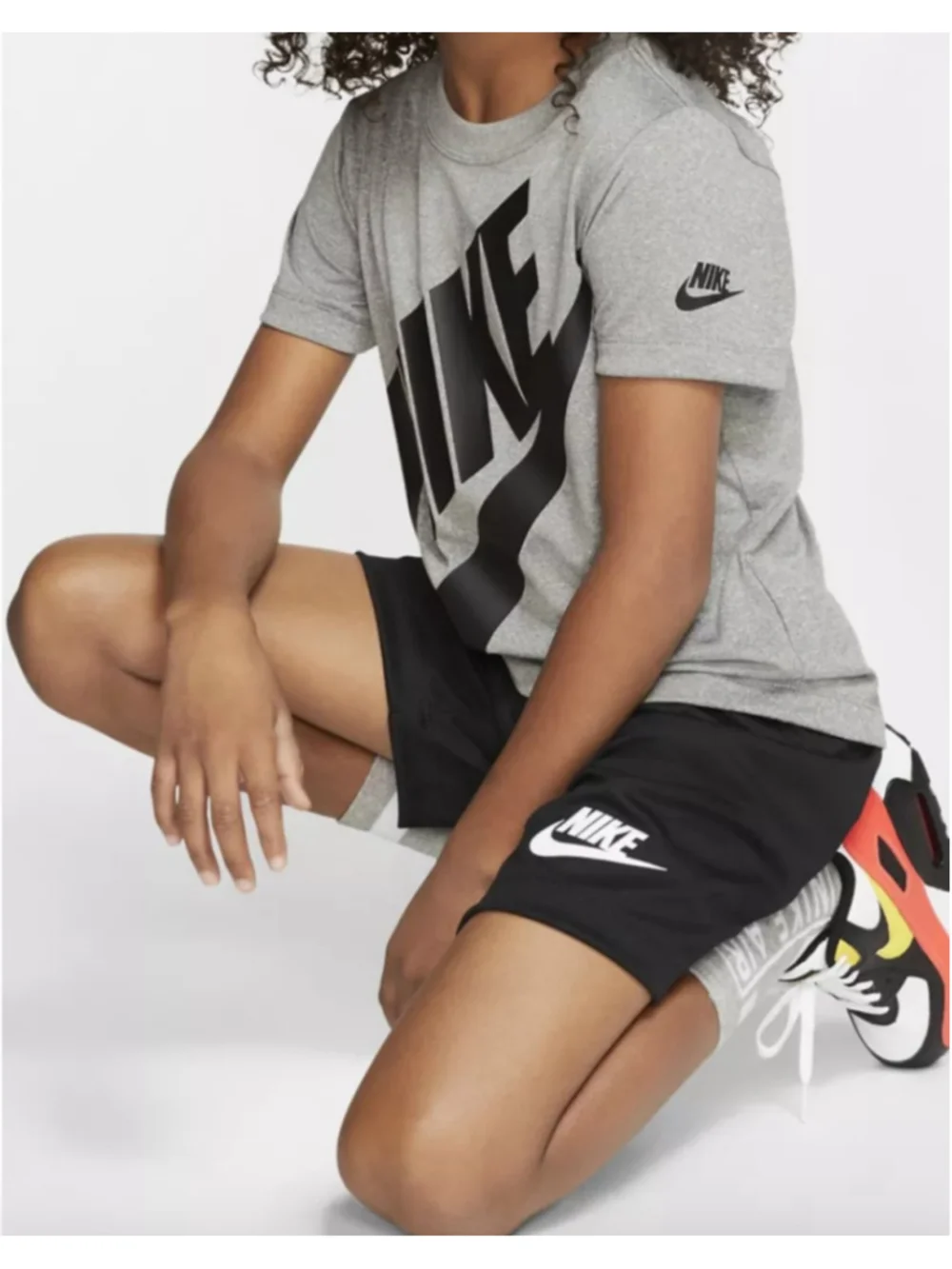 NWT Nike Boys 2-Piece Dri-FIT Logo Tee & Shorts Set Gray/Black Size 7